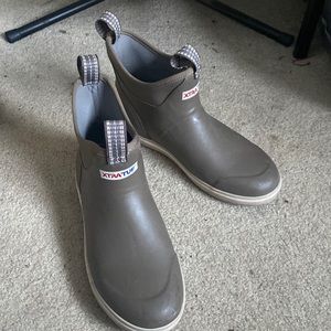 Pink and gray xtratuf deck boot.